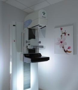 Mammographie-imagerie-medicale-Lesneven-EMOXCRL0203