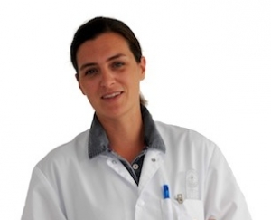 Portrait_Docteur_Helene_Perruez-Wessely_Radiologie_Imagerie_medicale_Lesneven_buste